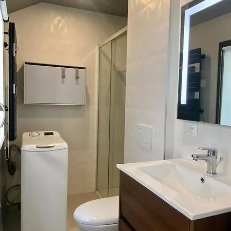 Beautes Fshh Apartment Nizza