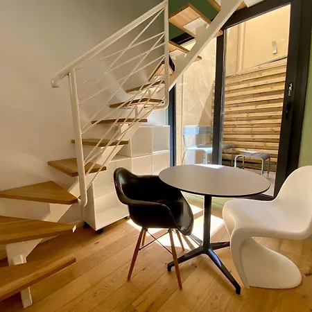 Beautes Fshh * Νίκαια